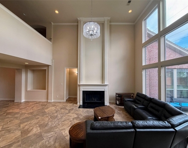 4702 Payton Chase Lane - Photo Thumbnail 14