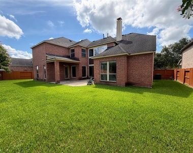 4702 Payton Chase Lane - Photo Thumbnail 46