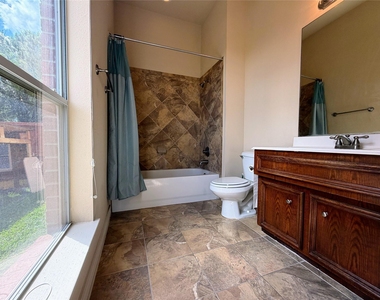 4702 Payton Chase Lane - Photo Thumbnail 29