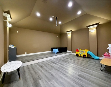 4702 Payton Chase Lane - Photo Thumbnail 31