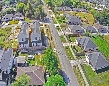 4805 Paula Units A Street - Photo Thumbnail 45