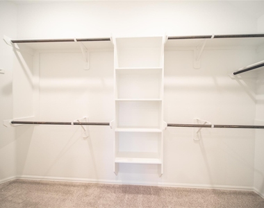 2611 Olivine Stone Drive - Photo Thumbnail 18