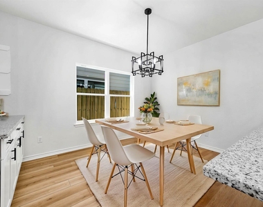 2018 Hampton Street - Photo Thumbnail 3