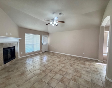 25210 Ginger Ranch Drive - Photo Thumbnail 6