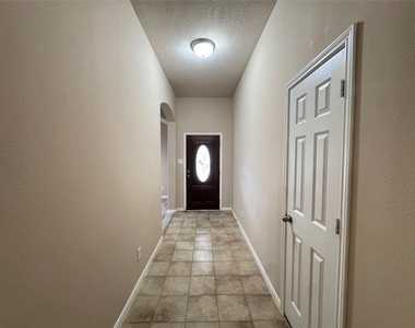 25210 Ginger Ranch Drive - Photo Thumbnail 3