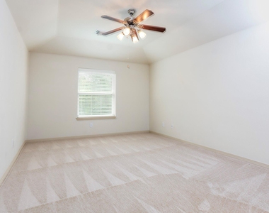 62 Longsford Circle - Photo Thumbnail 36