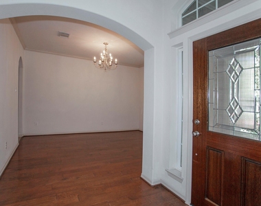 62 Longsford Circle - Photo Thumbnail 12