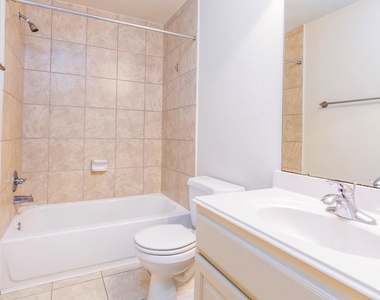 62 Longsford Circle - Photo Thumbnail 40