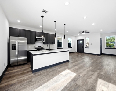 7818 Hanfro Lane - Photo Thumbnail 18