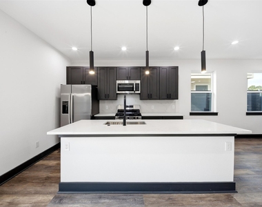 7818 Hanfro Lane - Photo Thumbnail 14