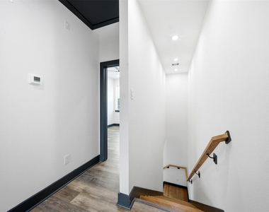 7818 Hanfro Lane - Photo Thumbnail 23