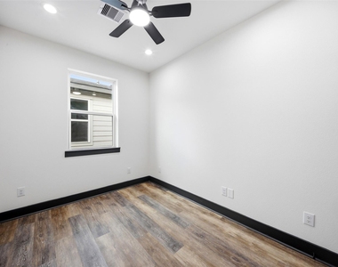 7818 Hanfro Lane - Photo Thumbnail 30