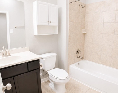 124 Camelot Place Court - Photo Thumbnail 24