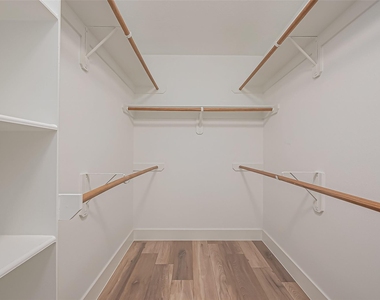 2 Garden Lodge Place - Photo Thumbnail 36