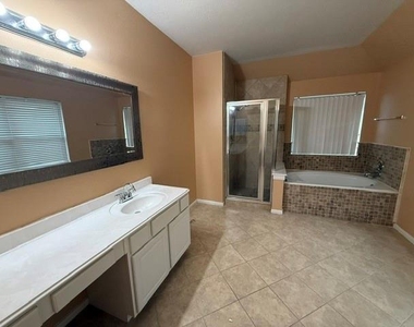 15106 Turphin Way - Photo Thumbnail 19