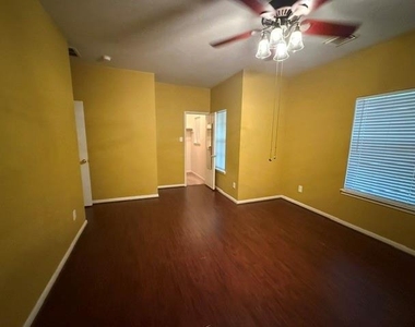 15106 Turphin Way - Photo Thumbnail 11
