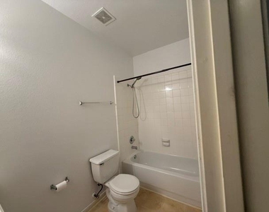 15106 Turphin Way - Photo Thumbnail 12