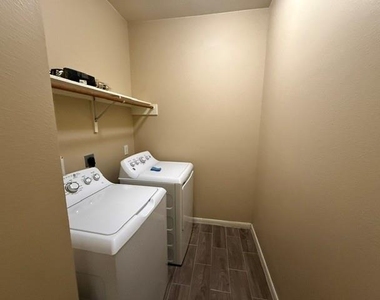 15106 Turphin Way - Photo Thumbnail 5