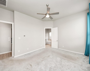 24754 Levante Drive - Photo Thumbnail 41