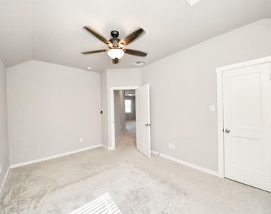 24754 Levante Drive - Photo Thumbnail 18