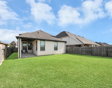 24754 Levante Drive - Photo Thumbnail 7