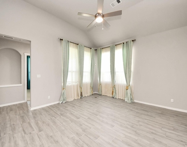24754 Levante Drive - Photo Thumbnail 26