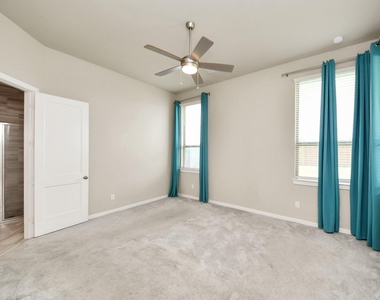24754 Levante Drive - Photo Thumbnail 39