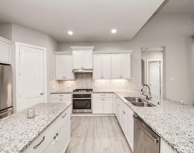24754 Levante Drive - Photo Thumbnail 33