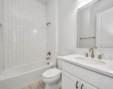 26907 Southwick Valley Lane - Photo Thumbnail 8