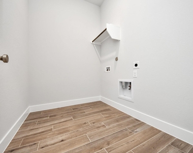 26907 Southwick Valley Lane - Photo Thumbnail 36