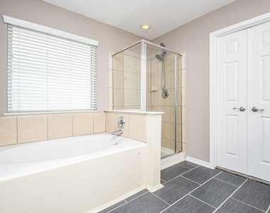 4915 Ibis Lake Court - Photo Thumbnail 36