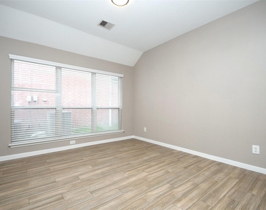 4915 Ibis Lake Court - Photo Thumbnail 33