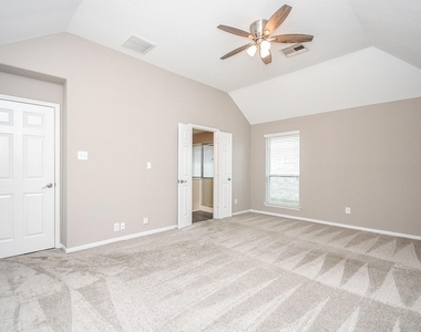 4915 Ibis Lake Court - Photo Thumbnail 32