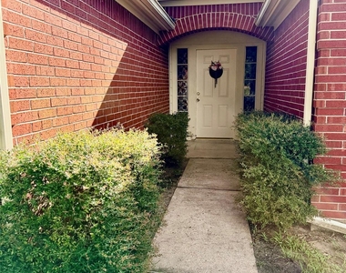23023 Canal Road - Photo Thumbnail 3