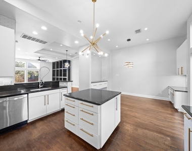 1822 Brun Street - Photo Thumbnail 4