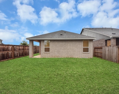 904 Capracotta Drive - Photo Thumbnail 14