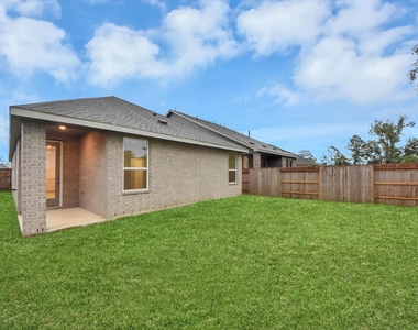 904 Capracotta Drive - Photo Thumbnail 13
