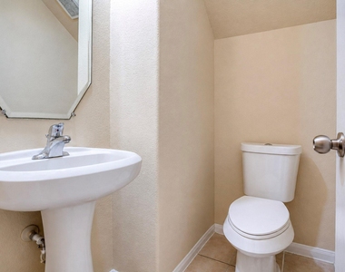 5219 Heatherdawn Court - Photo Thumbnail 25