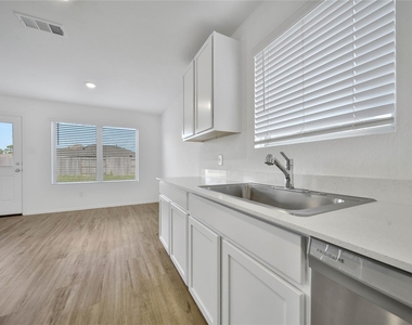 19554 Manduca Drive - Photo Thumbnail 12