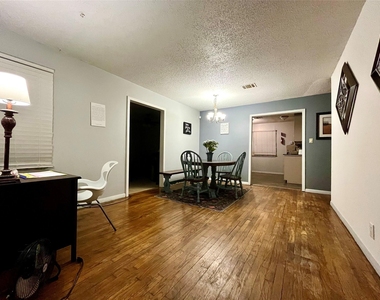 3025 Chimira Lane - Photo Thumbnail 1