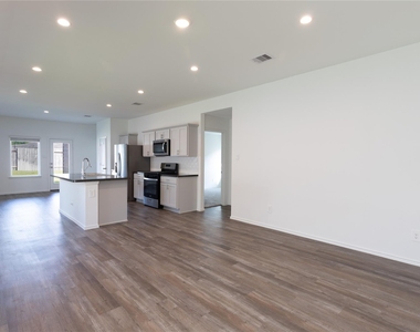 24330 Saddlestone Green Drive - Photo Thumbnail 5