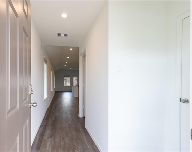 24330 Saddlestone Green Drive - Photo Thumbnail 4