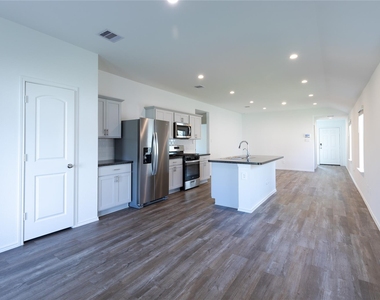 24330 Saddlestone Green Drive - Photo Thumbnail 11