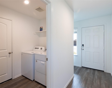 24330 Saddlestone Green Drive - Photo Thumbnail 7