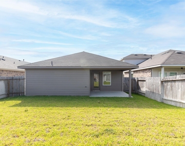 24330 Saddlestone Green Drive - Photo Thumbnail 16