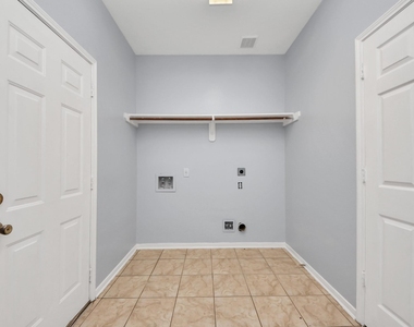 9002 Sundown Drive - Photo Thumbnail 24