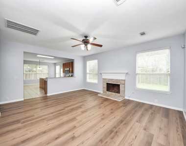9002 Sundown Drive - Photo Thumbnail 16