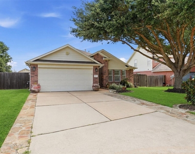 5362 Kyla Circle - Photo Thumbnail 1