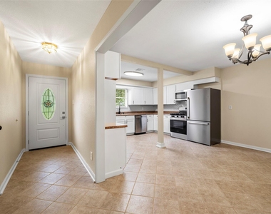 3622 Dawnwood Drive - Photo Thumbnail 2