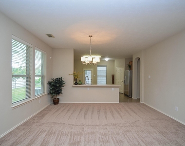 9203 Kransbury Lane - Photo Thumbnail 12
